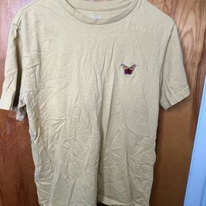 No boundaries yellow butterfly t shirt